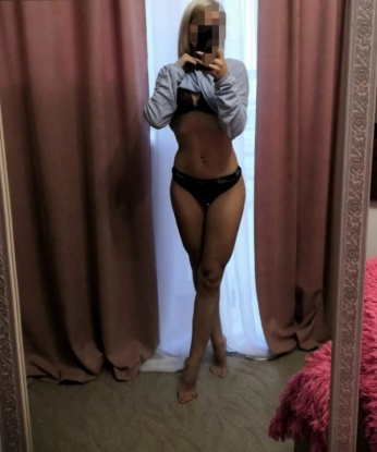 Анкета проститутки Каринка - Фото 1, Кала, 19 лет, №11447